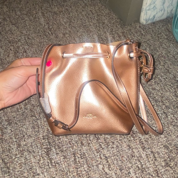 NWT Coach bucket purse - Picture 1 of 3